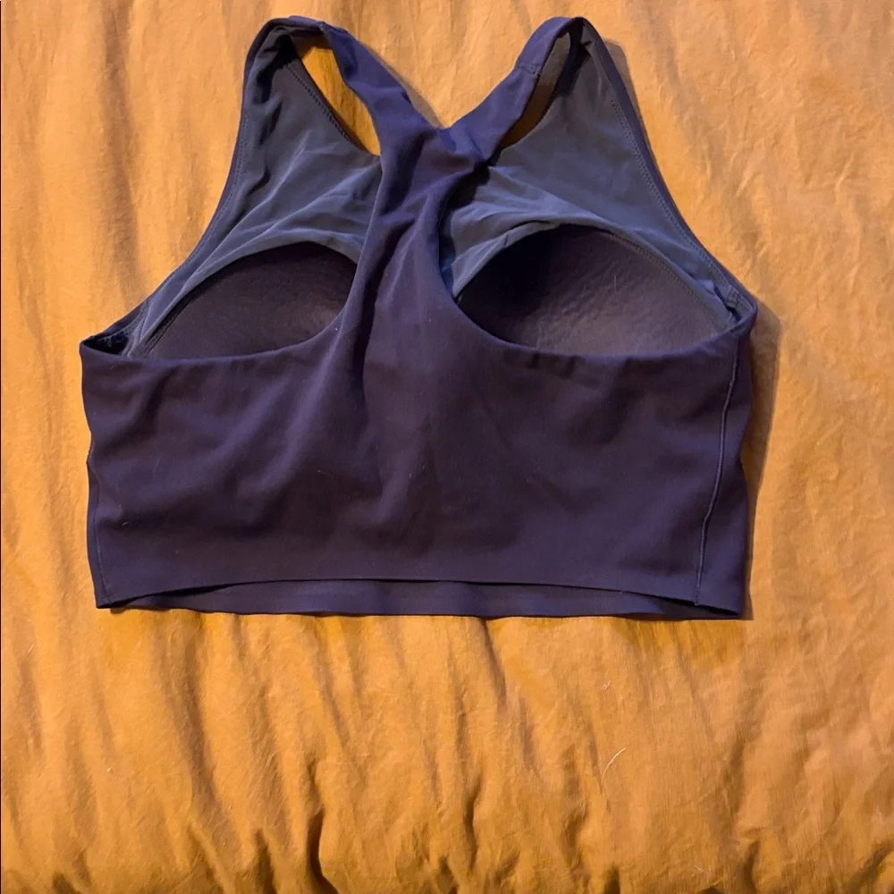 Uniqlo tank sports bra - Picture 4 of 5